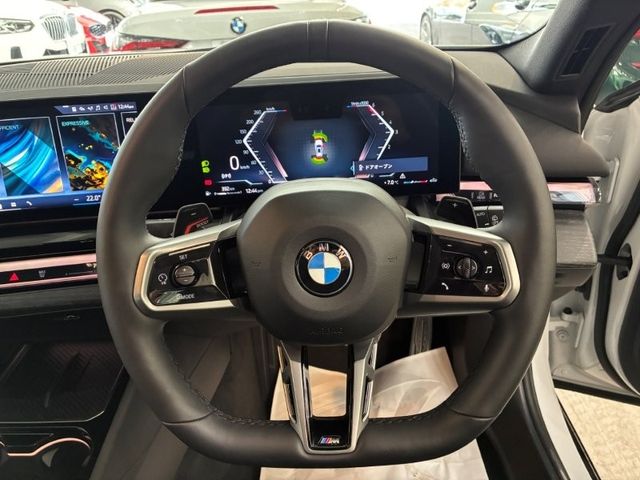 BMW BMW 5series TOURING 2025