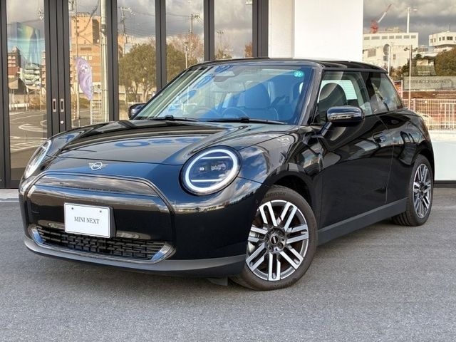 BMW MINI COOPER 2024