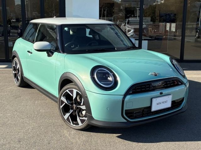 BMW MINI COOPER 2025