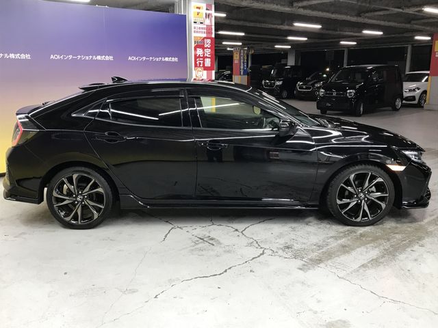 HONDA CIVIC hatchback 2019