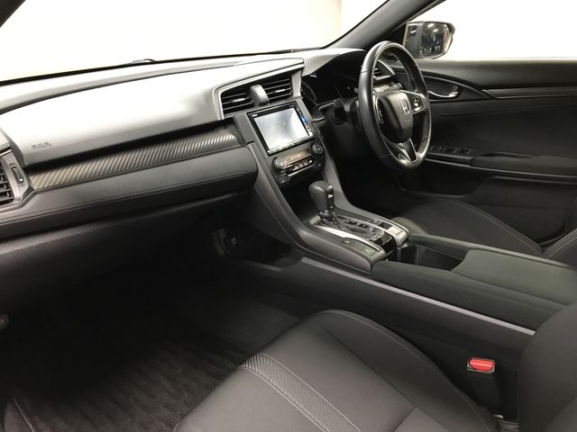 HONDA CIVIC hatchback 2019