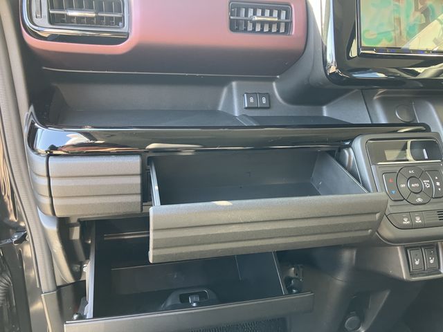 SUZUKI Spacia custom 2024