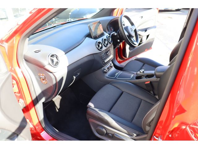 MERCEDES BENZ MERCEDES BENZ B class 2018