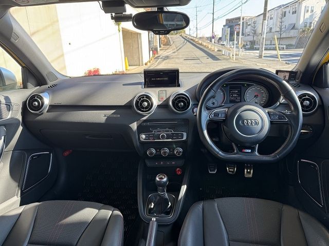 AUDI AUDI S1 SPORTBACK 2016