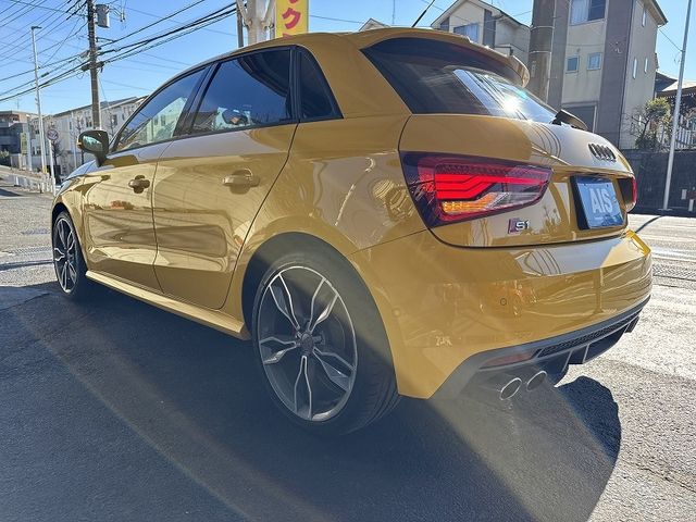 AUDI AUDI S1 SPORTBACK 2016