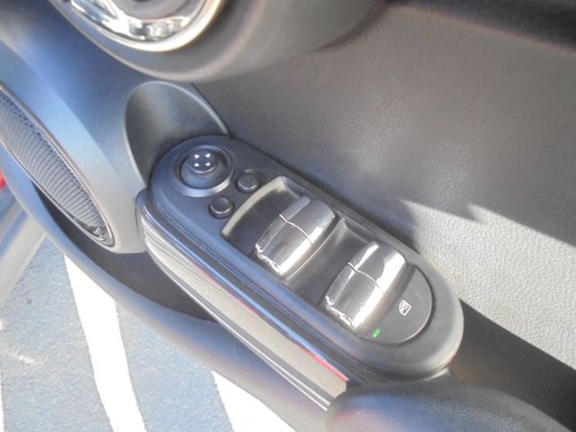 BMW BMW MINI COOPER 5DOOR 2015