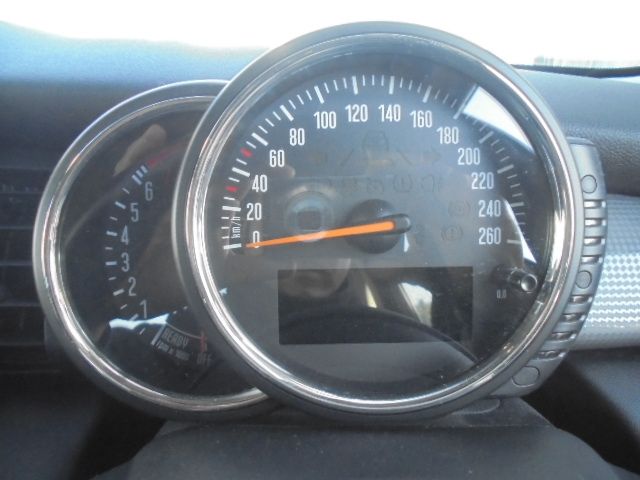 BMW BMW MINI COOPER 5DOOR 2015