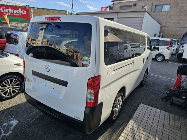 NISSAN NV350 CARAVAN 2020