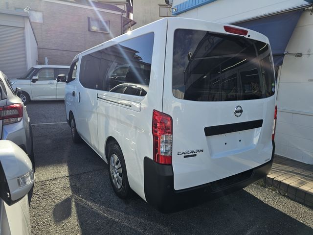 NISSAN NV350 CARAVAN 2020