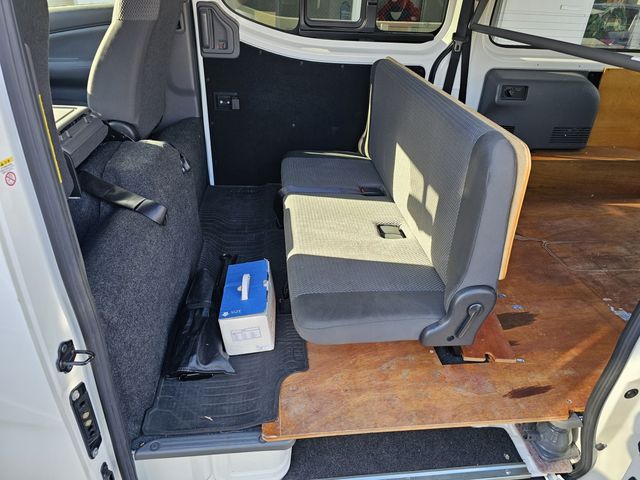 NISSAN NV350 CARAVAN 2020