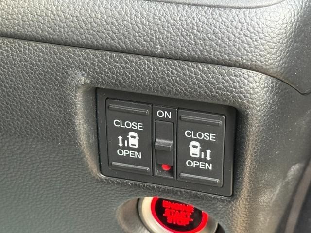 HONDA N BOX CUSTOM 2018