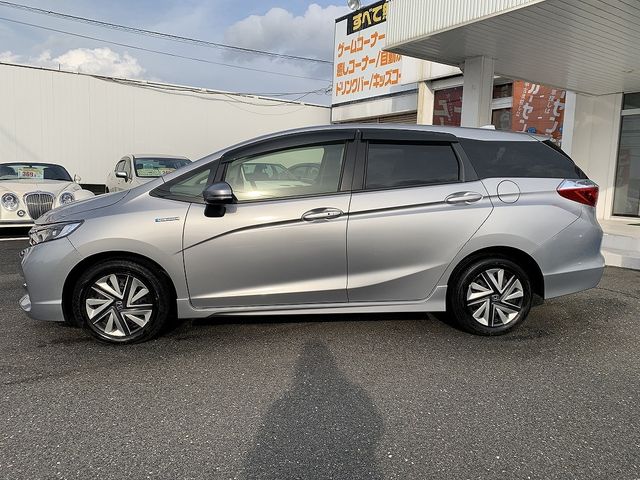 HONDA SHUTTLE HYBRID 2018