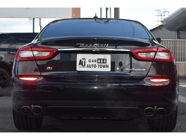 MASERATI MASERATI QUATTROPORTE 2015