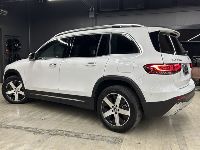 MERCEDES BENZ MERCEDES BENZ GLB 2023