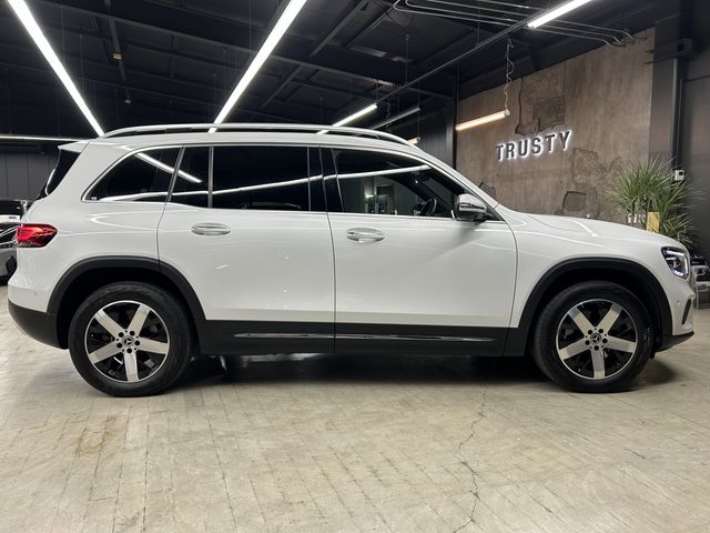 MERCEDES BENZ MERCEDES BENZ GLB 2023