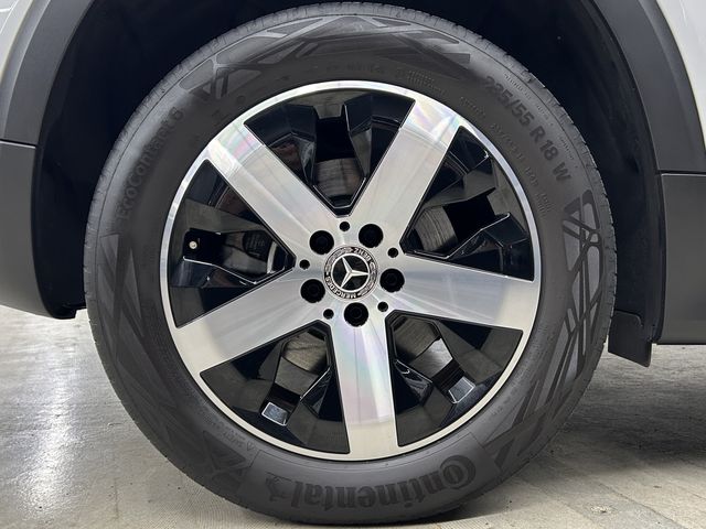 MERCEDES BENZ MERCEDES BENZ GLB 2023