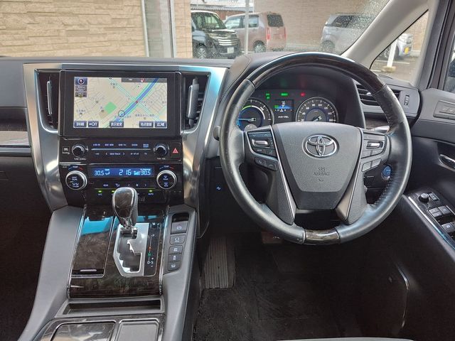 TOYOTA ALPHARD hybrid 4WD 2015