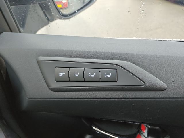 TOYOTA ALPHARD hybrid 4WD 2015