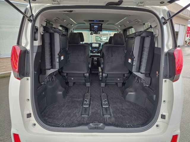 TOYOTA ALPHARD hybrid 4WD 2015