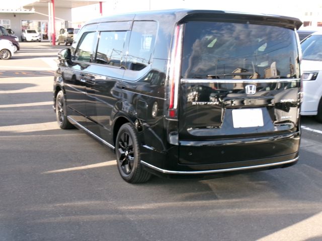 HONDA STEPWAGON e:HEV SPADA 2022