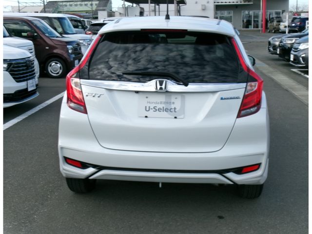 HONDA FIT HYBRID 4WD 2019