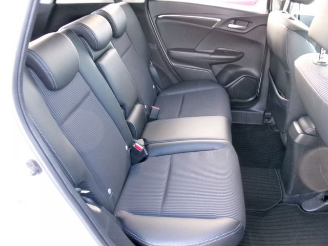 HONDA FIT HYBRID 4WD 2019