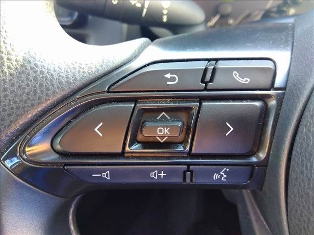 TOYOTA SIENTA HYBRID 2023