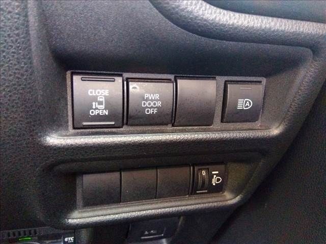 TOYOTA SIENTA HYBRID 2023