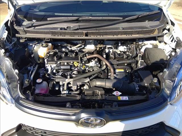 TOYOTA SIENTA HYBRID 2023