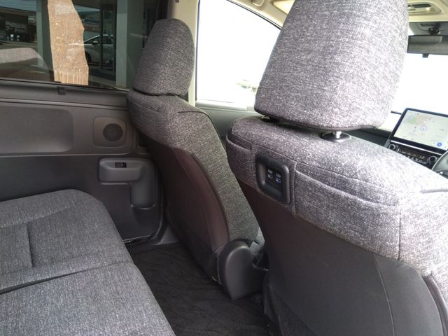 TOYOTA SIENTA HYBRID 2023