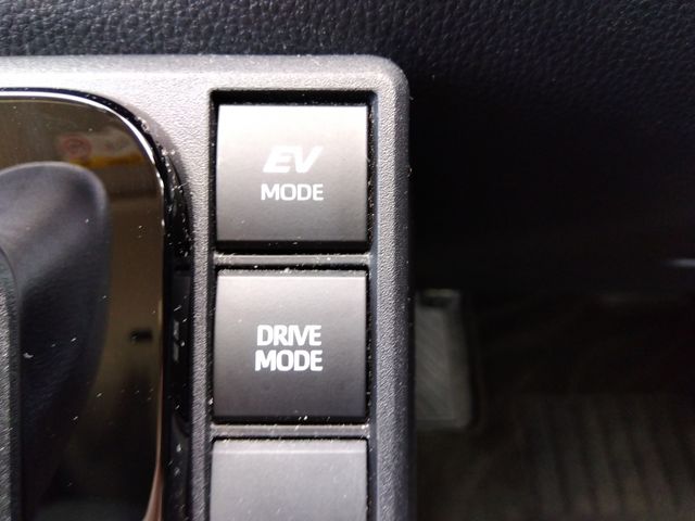 TOYOTA SIENTA HYBRID 2023