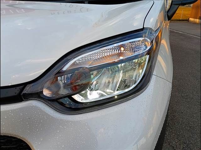 TOYOTA SIENTA HYBRID 2022