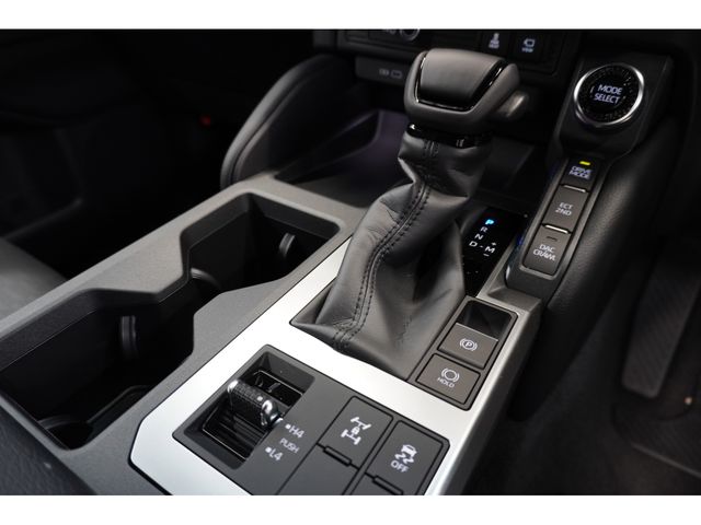 TOYOTA LANDCRUISER 250 2024