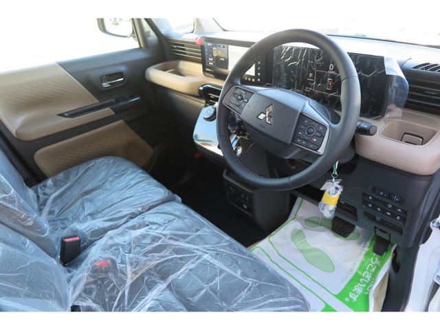 MITSUBISHI DELICA MINI 2025