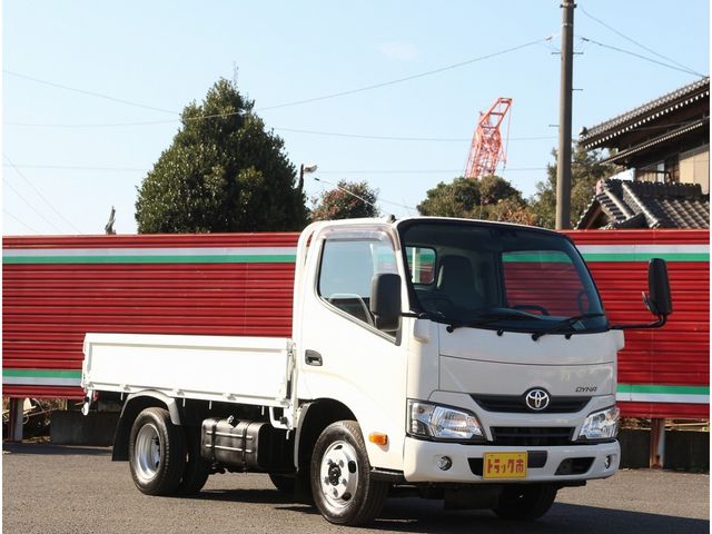 TOYOTA DYNA 2018