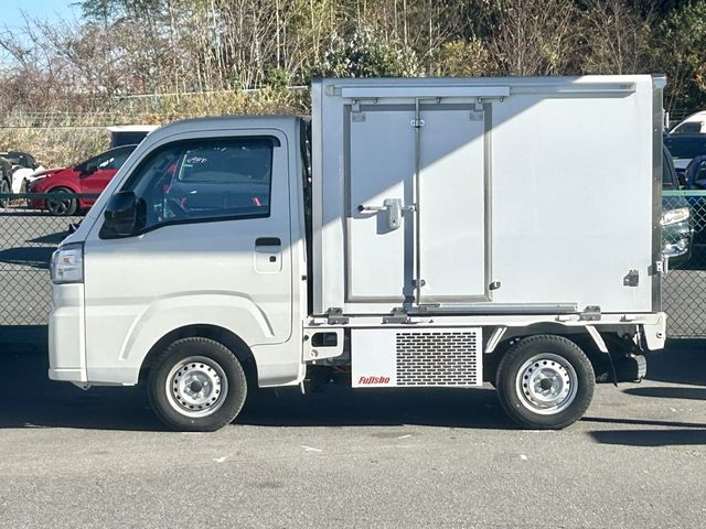 DAIHATSU HIJET truck 2022