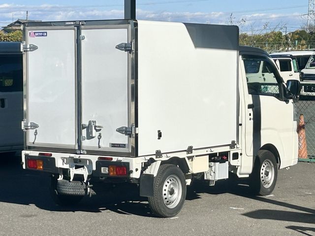 DAIHATSU HIJET truck 2022