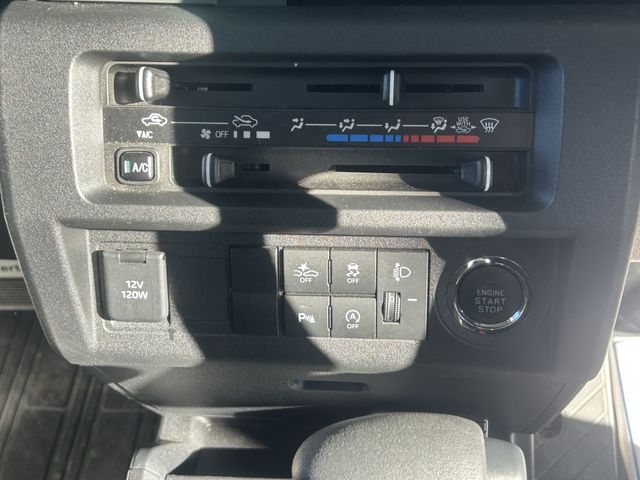 DAIHATSU HIJET truck 2022