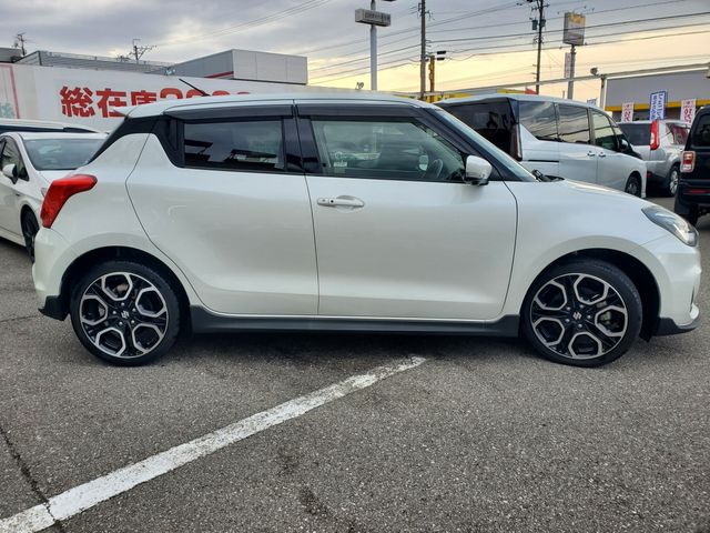 SUZUKI SWIFT 2018
