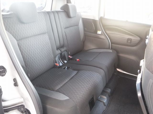 MITSUBISHI DELICA D:2 CUSTOM 4WD 2023