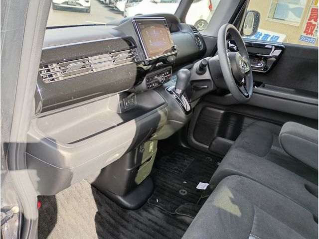 HONDA N BOX CUSTOM 4WD 2021