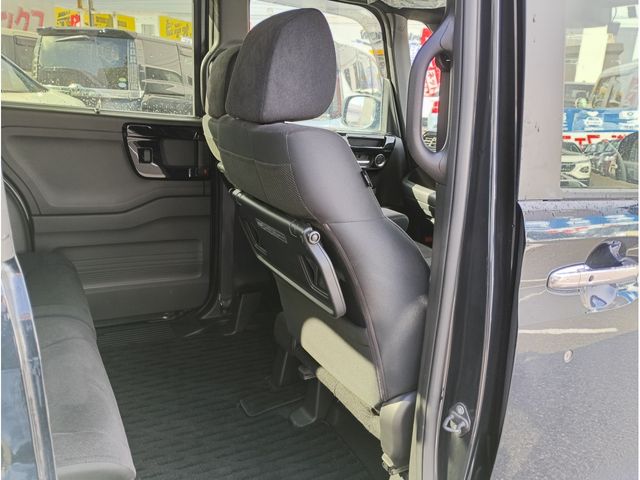 HONDA N BOX CUSTOM 4WD 2021