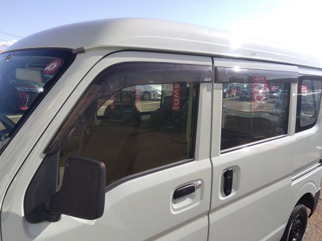 MITSUBISHI MINICAB van 2015