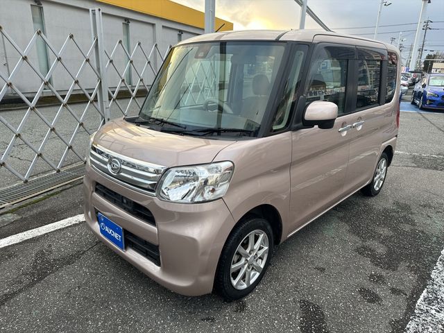 DAIHATSU TANTO 4WD 2016