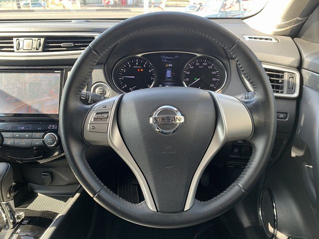 NISSAN X-TRAIL 4WD 2015