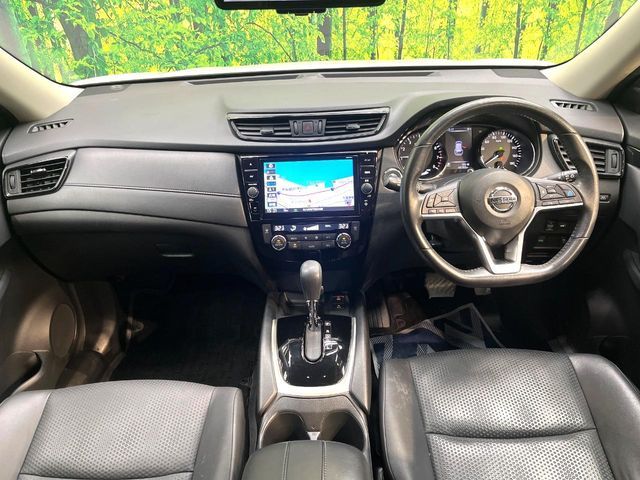 NISSAN X-TRAIL HYBRID 2WD 2019