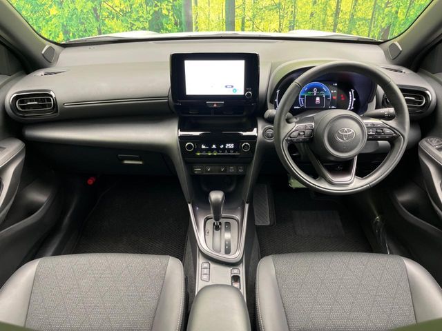 TOYOTA YARIS CROSS HYBRID 2025