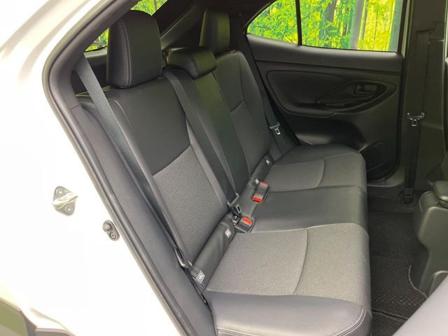 TOYOTA YARIS CROSS HYBRID 2025