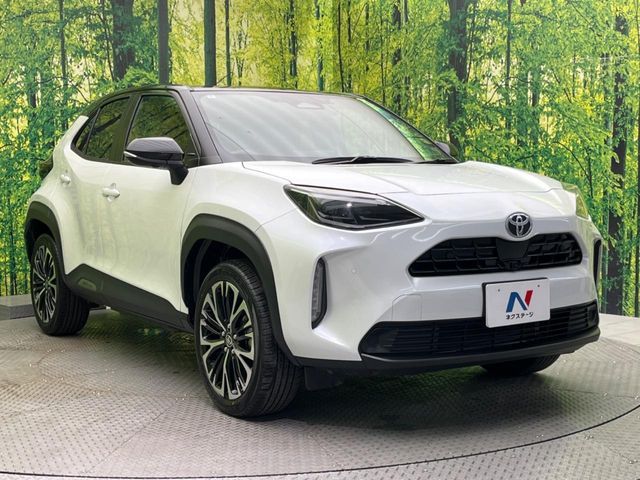 TOYOTA YARIS CROSS HYBRID 2025