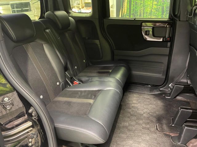 HONDA N BOX CUSTOM 2020